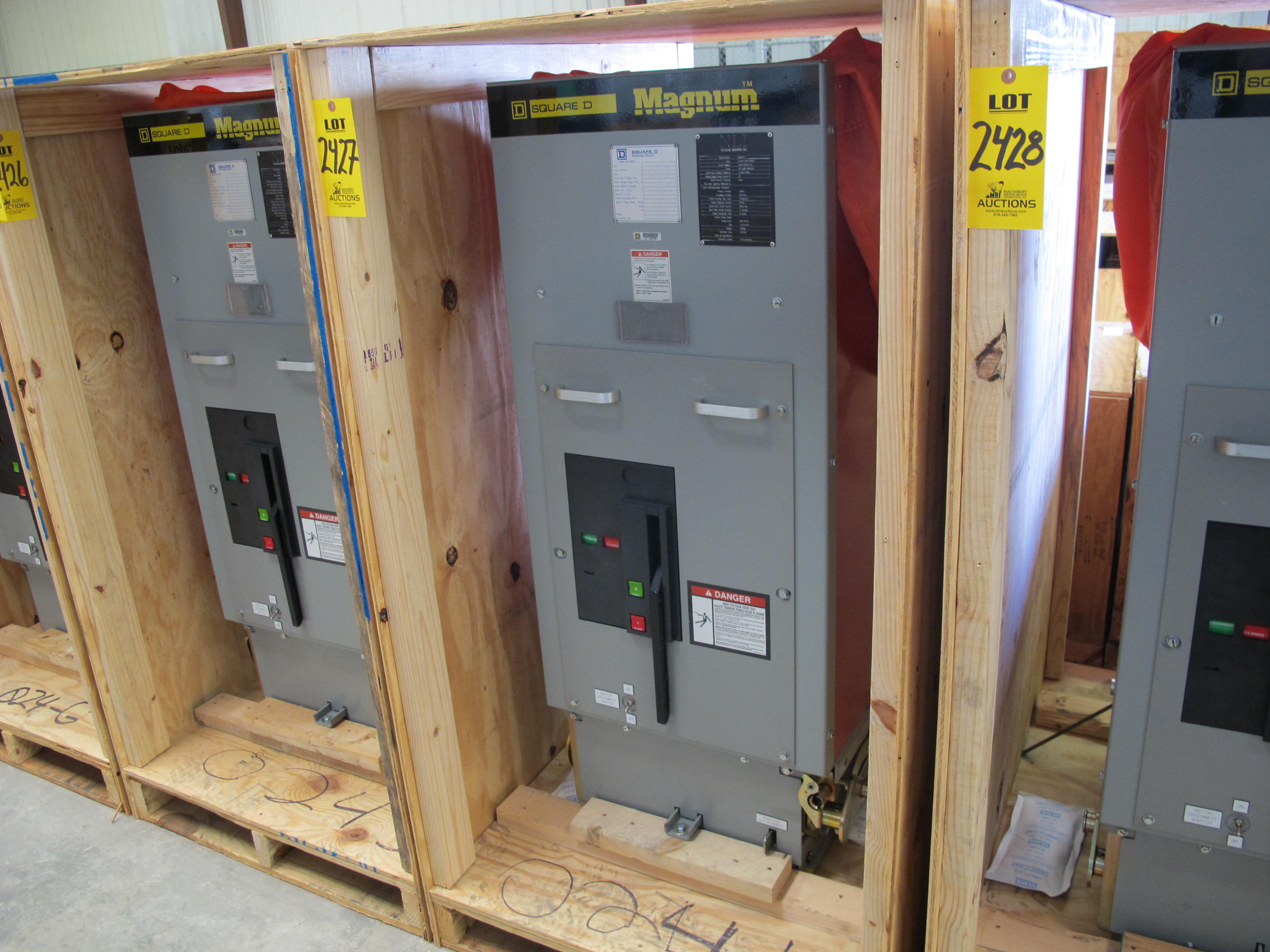 BREAKER, CIRCUIT TYPE, POWER KIND, 1200 AMP RATING, 4160 VOLT RATING, 3 POLE. ROLL-IN REPLACEMENTS FOR ABB 5HK350-1200. PART # 5ISB2-350-1200SR (W-44) LOADING & HANDLING FEE $15-